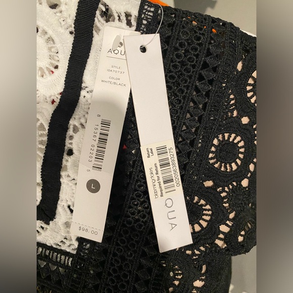 Aqua NWT short sleeve dress with black and white lace overlay - Picture 3 of 4